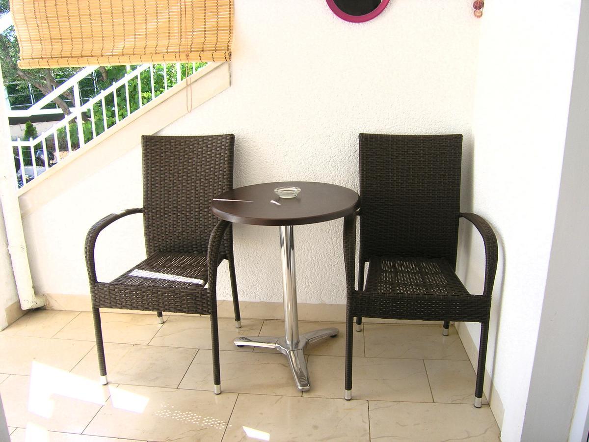 Apartments Oribella Krk Town Luaran gambar