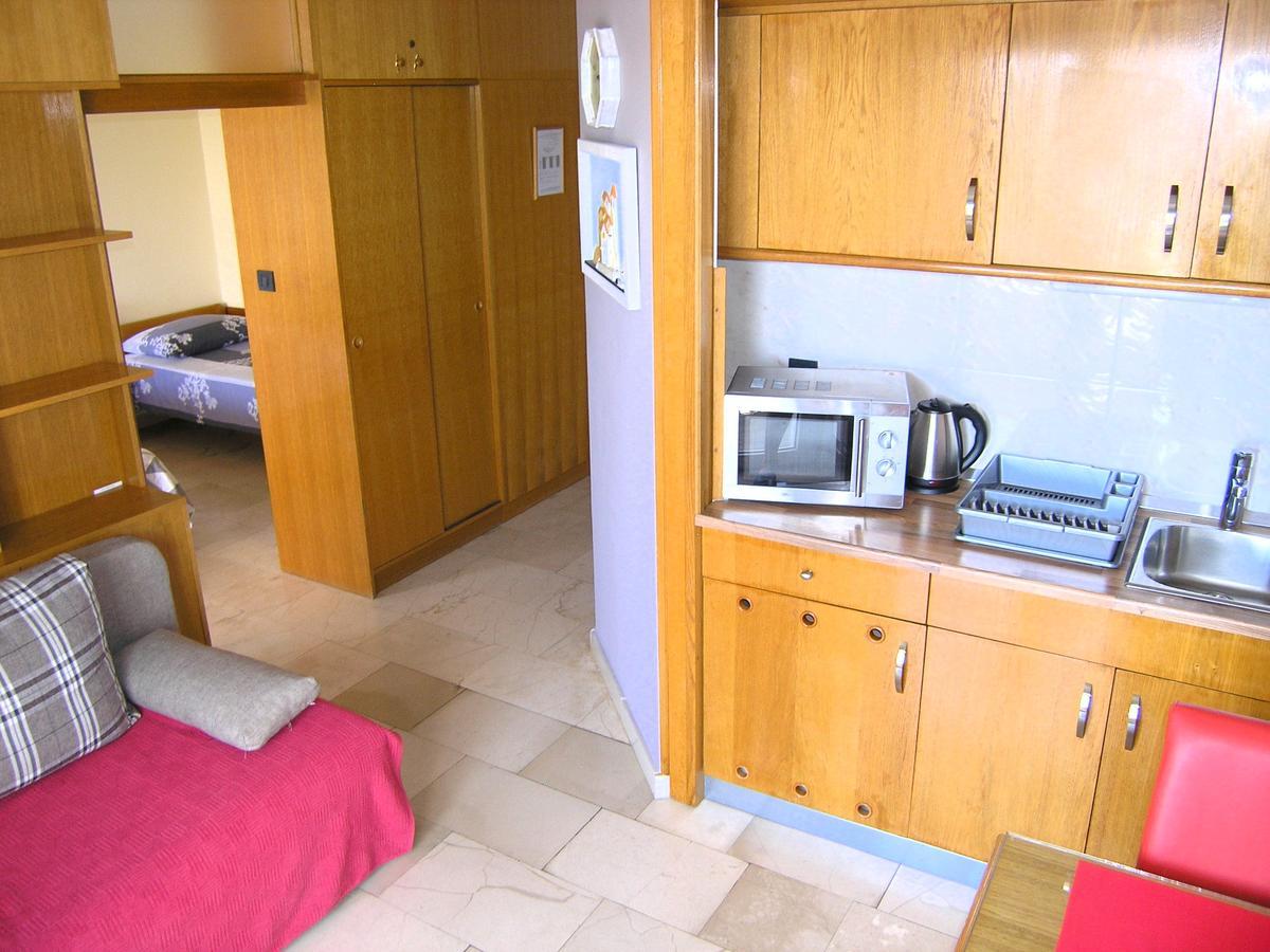 Apartments Oribella Krk Town Luaran gambar