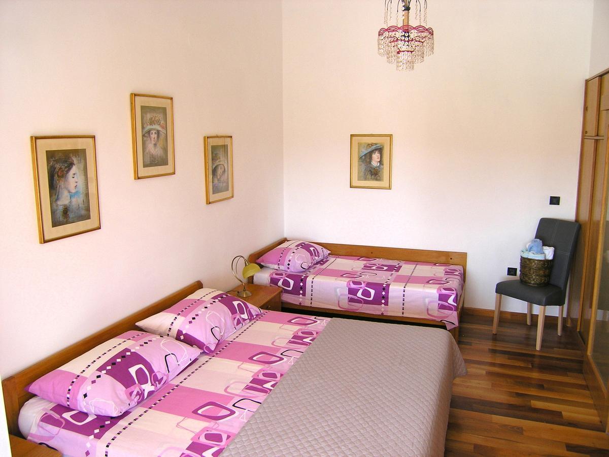 Apartments Oribella Krk Town Luaran gambar