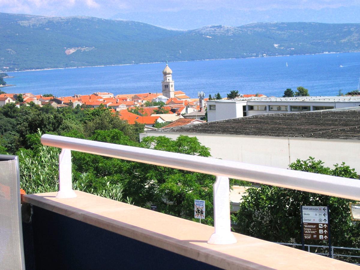 Apartments Oribella Krk Town Luaran gambar